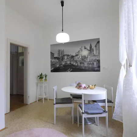 Naty Apartament